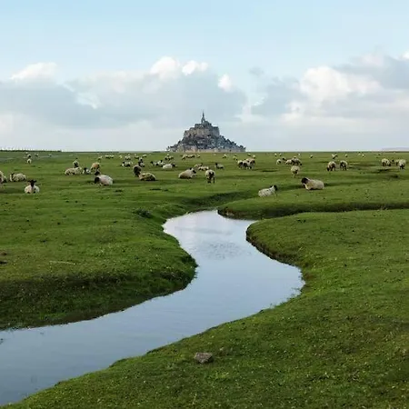 Les 3 Mesanges * Saint-Germain-sur-Ay