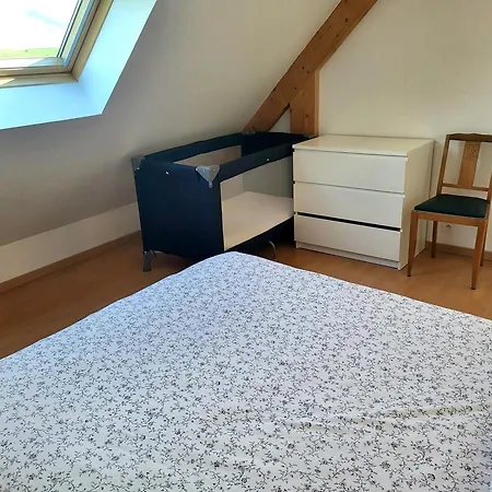 Les 3 Mesanges Дом отдыха Saint-Germain-sur-Ay